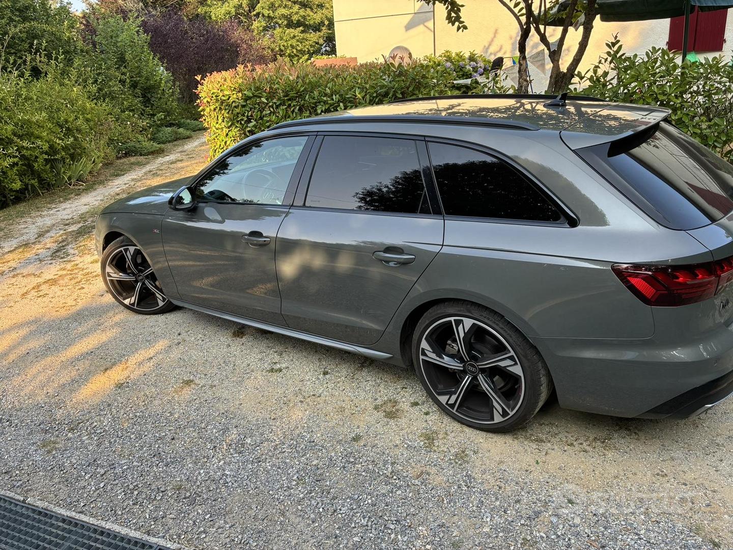 Audi A4 Avant 2023 photo 3