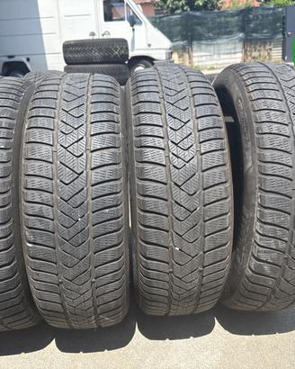 gomme usate 2056516 Winter PIRELLI - SOTTOZERO 3 -