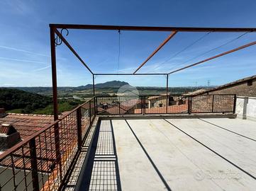4 LOCALI A COLLEVECCHIO