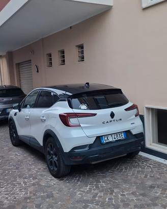 Renault Captur 1.6 E Tech Plug In Hybrid RIVE GAUC