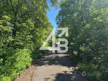 Terreno di 831 m² a Duino-Aurisina