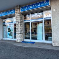 Locale commerciale - negozio a cles