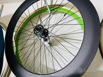 Cerchi  bici pari al nuovo