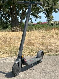 Monopattino Ninebot E25e