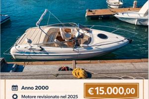 Motoscafo semi cabinato gobbi 225 sport anno 2000