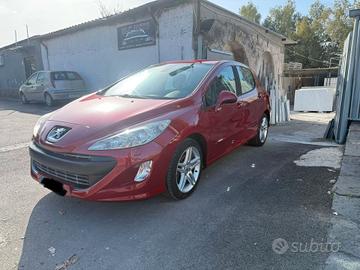 Peugeot 308 1.6 8V HDi 112CV