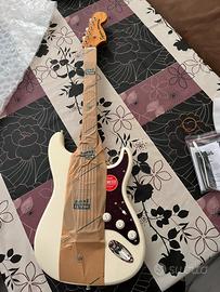 Squier by Fender Classic Vibe '70s Stratocaster