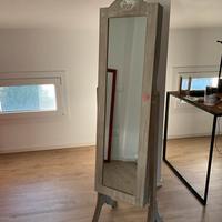 Specchiera da camera