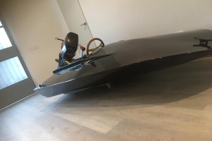 Motoscafo artigianale