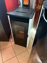 stufa a pellet Thermorossi mod. Urban evo