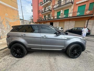 Range rover evoque