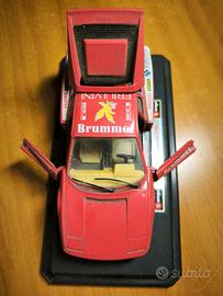 Modellino Ferrari Testarossa 1/24