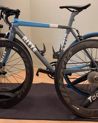 Bici Ritte  carbon cerchi Vittoria  Graphene plus