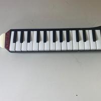 Hohner Melodica Piano 27
