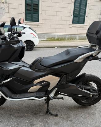 Honda X-Adv 750