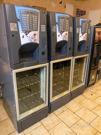 Distributori automatici usati necta combi brio3
