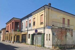Appartamento Lungavilla [A4341361]