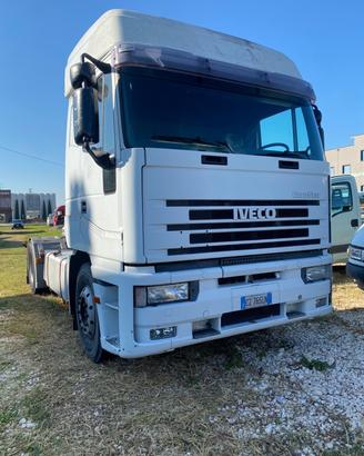 Iveco EuroStar 440E38