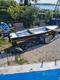 BARCA IN VETRORESINA 6m PRONTO USO