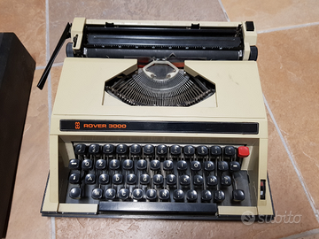 Macchina da scrivere vintage Rover 3000