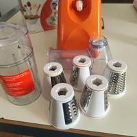 grattugia elettrica multifunzione