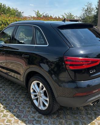 AUDI Q3 2.0 TDI S TRONIC QUATTRO