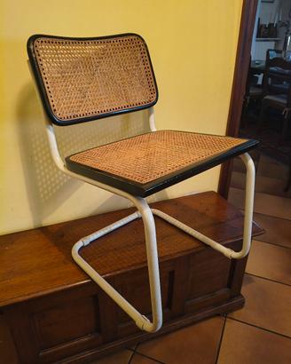 Sedia moderna vintage