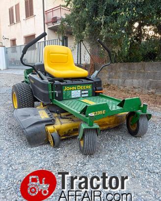 Rasaerba Tagliaerba John Deere Z335E 17 cv ore 240