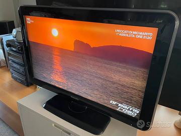Televisione LCD FULL HD 32”