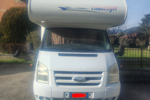 Camper 7 posti challenger Genesis 49