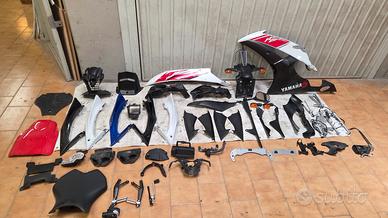 ricambi Yamaha r6 06/16 e qualcosina per r6 17 >