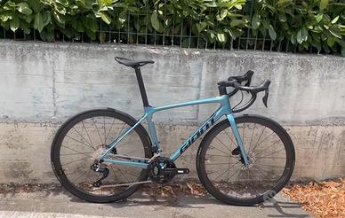 Giant TCR Pro disc 1 shimano 105 di2 12 velocità