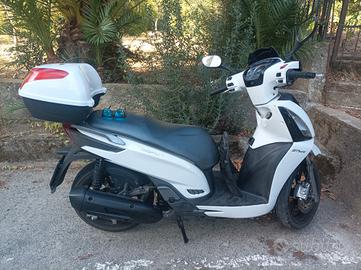 Kymco People GTI 125