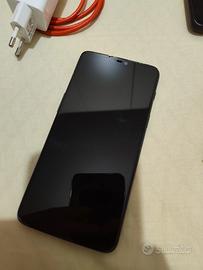 OnePlus 6 8/128GB – FUNZIONANTE CON DIFETTI