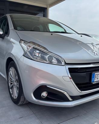 Peugeot 208 BlueHDi 75 5 porte Allure