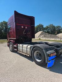 trattore stradale