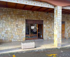 NEGOZIO A VIGNOLE BORBERA