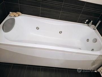 Vasca idromassaggio Novellini Calypso gratis