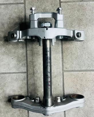 Piastre di sterzo Honda Hornet 600 ricambi