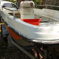 barca open 4,5 MT con carrello