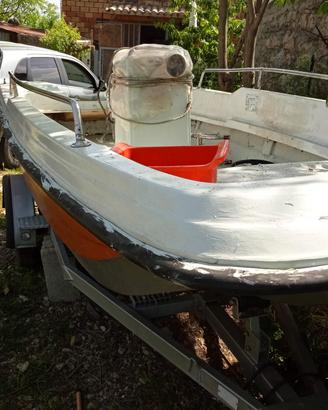 barca open 4,5 MT con carrello