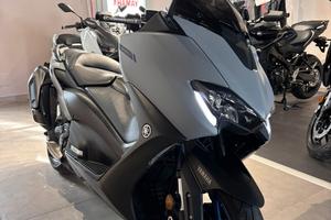 Yamaha T Max 560