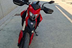 Ducati hypermotard 939