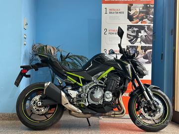 Kawasaki Z 900 tua a soli 80€ al mese!