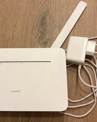 Huawei B535-232 bianco con antenne esterne