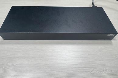Console Switch IBM 8 Porte