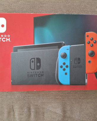 Nintendo switch V2 perfettamente funzionante