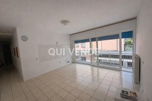 Trilocale con terrazza, ascensore e posto auto