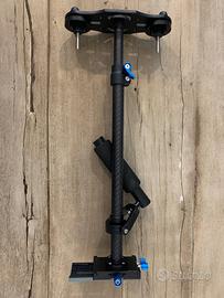 Steady Neewer usato 2 volte con pesi e borsa