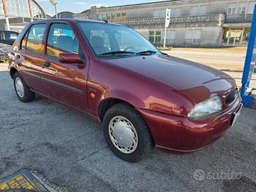 Ford Fiesta 1.2i 16V cat 5 porte Ghia con 150.000k